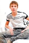 Yvan 2 - 19nitten, 19zone - Masturbation