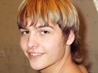 Zach - 19nitten, 19zone - Twinks