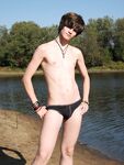 Zecka - 19nitten, 19zone - Latino