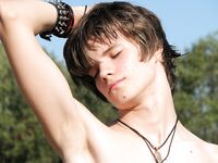 Zecka - 19nitten, 19zone - Latino