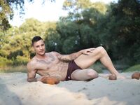 Ayo Cooper Danube - DiamondPicturesMen - Muscle