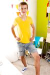 Eugene Small - TeenShaveStudio - Handjob