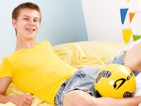 Eugene Small - TeenShaveStudio - Handjob