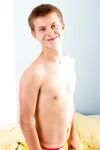 Eugene Small - TeenShaveStudio - Handjob