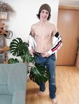 Kale - TylersRoom - Masturbation