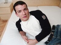 Vic - TylersRoom - Cumshot