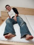 Vic - TylersRoom - Cumshot