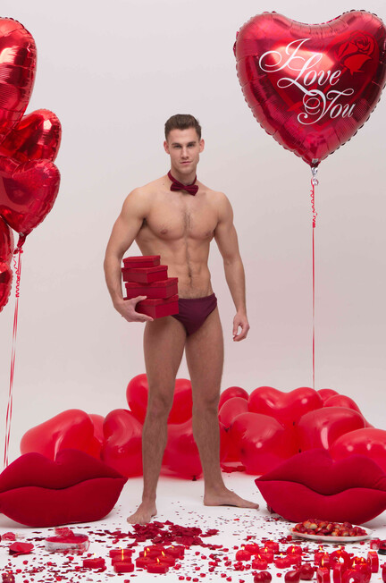 Alton Lewis Valentin - DiamondPicturesMen - Muscle