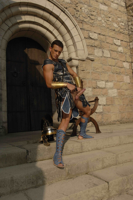 Austin Rogers Sword - DiamondPicturesMen - Cumshots