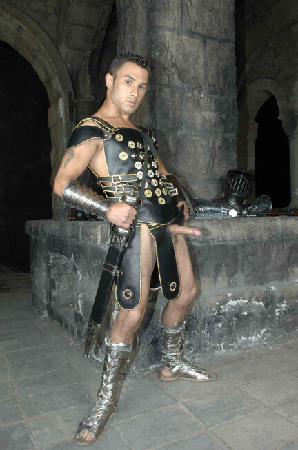 Santino Mckenna Sword - DiamondPicturesMen - Posing