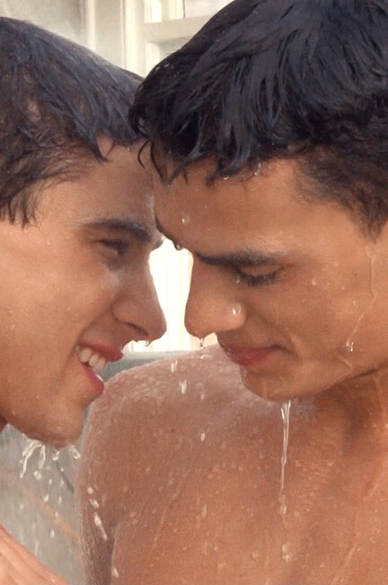 Issue 024 - Gino & Miguel - FreshMen - Twinks