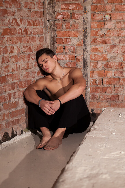 Artur 2 - RusCapturedBoys - Electric Play