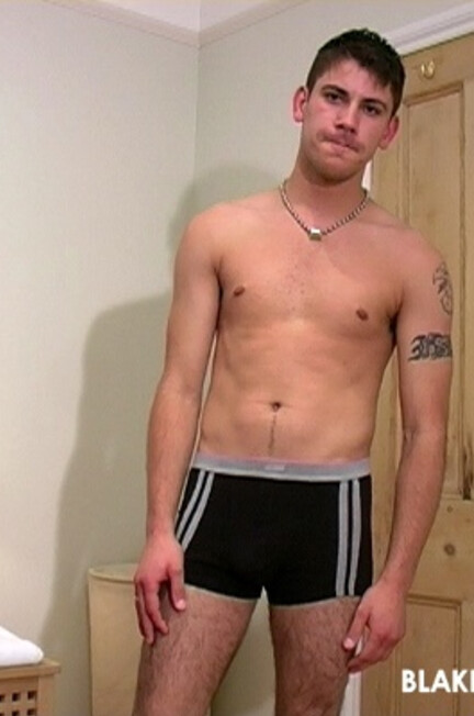 Bm0002 Luke - BlakeMason - Cumshots
