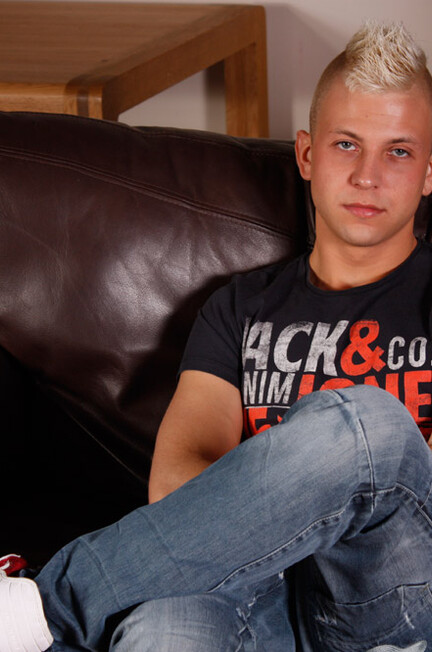 Bm0920 Sweet Deacon Drains His Wet Dick (Deacon Hunter) - BlakeMason - Orgy