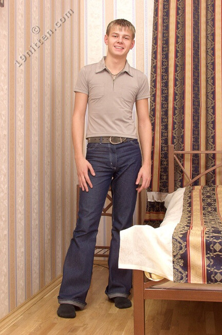 Chris 2 - 19nitten, 19zone - Latino