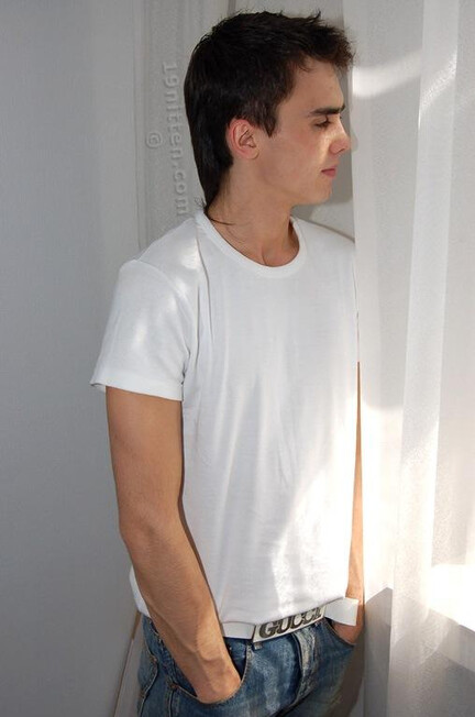 Dani - 19nitten, 19zone - Latino