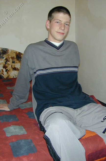 Dimitri - 19nitten, 19zone - Latino