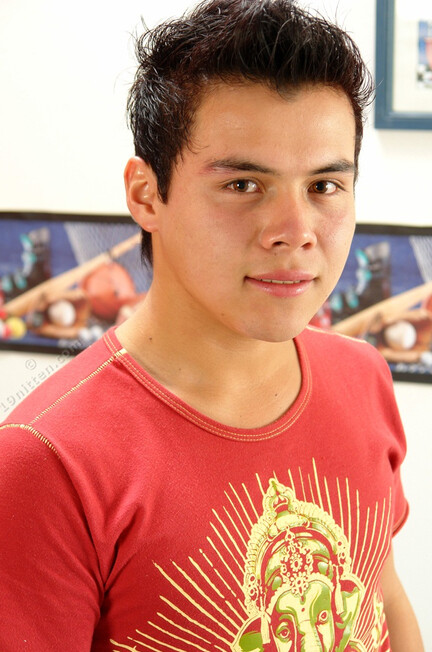 Fernando 2 - 19nitten, 19zone - Latino
