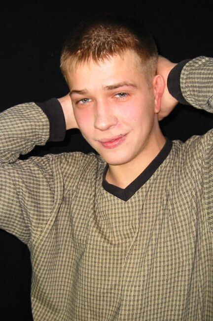 John - 19nitten, 19zone - Latino