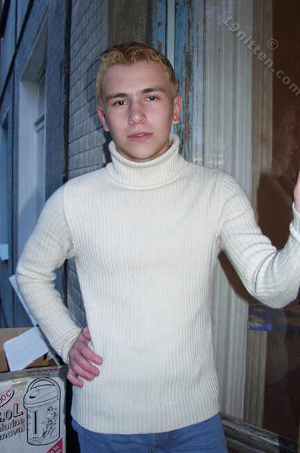 Kenneth - 19nitten, 19zone - Masturbation