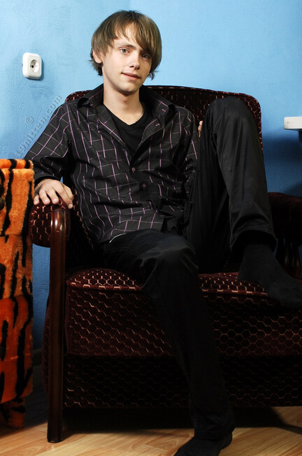 Mikel - 19nitten, 19zone - Latino