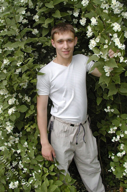Mikey - 19nitten, 19zone - Cumshot