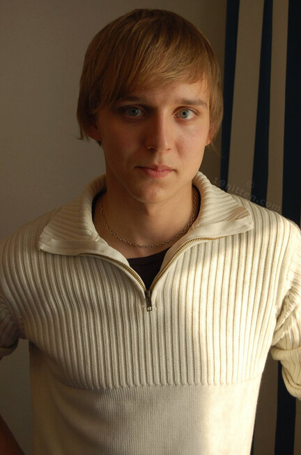 Pavel - 19nitten, 19zone - Twinks