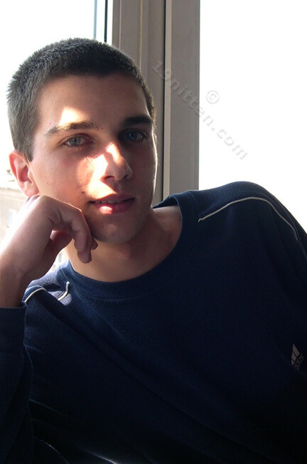 Stanislav - 19nitten, 19zone - Masturbation