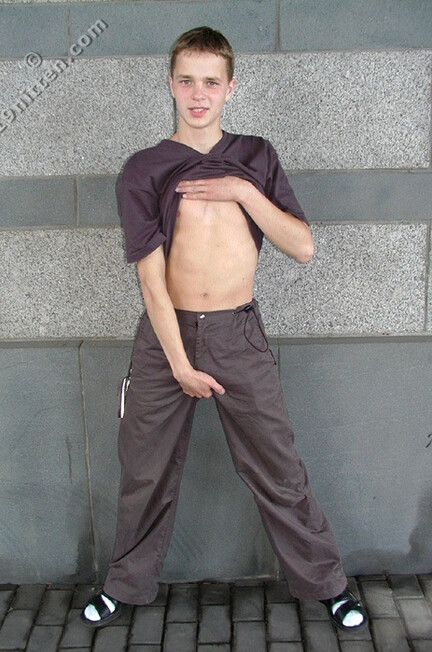Terence 1 - 19nitten, 19zone - Latino