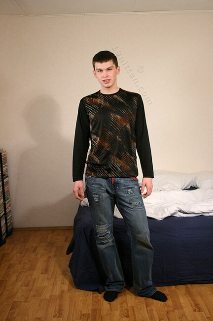 Vanya - 19nitten, 19zone - Latino