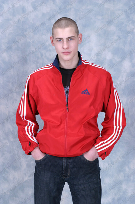 Maksim 15 - LiveThru - Twinks